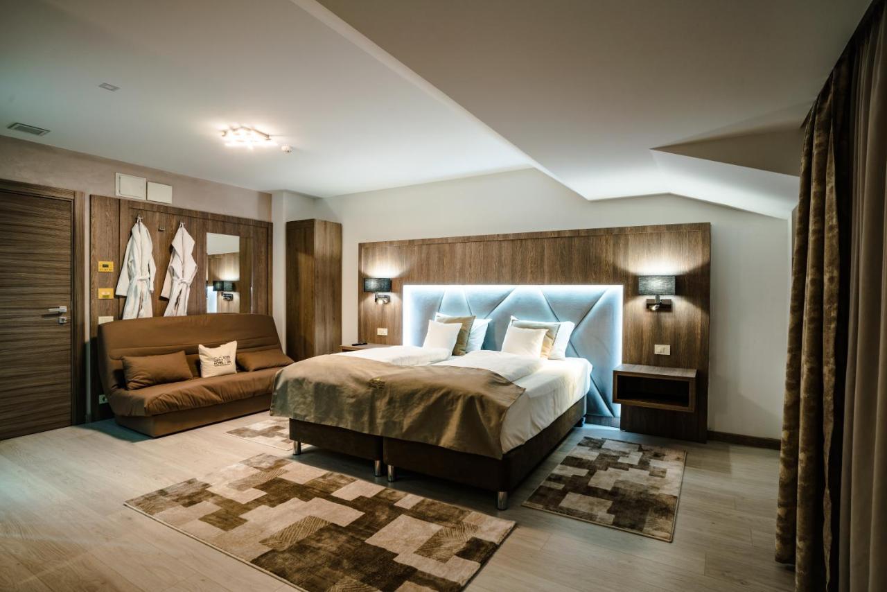 Hotel Eden Garden Spa คัมพูลุง โมลโดเวเนสค์ ภายนอก รูปภาพ